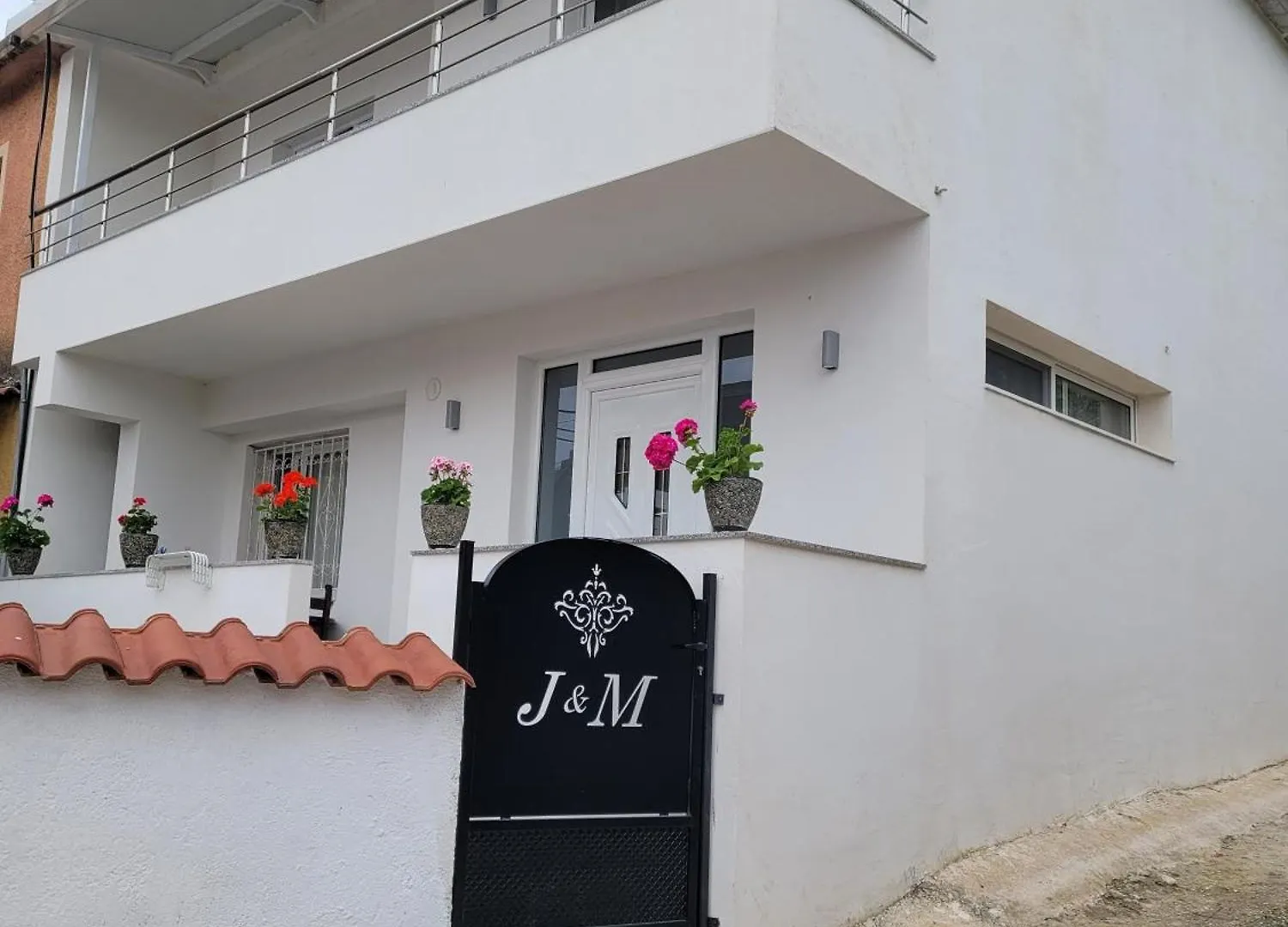 Villa Luxury Studio'S J&M Sarande